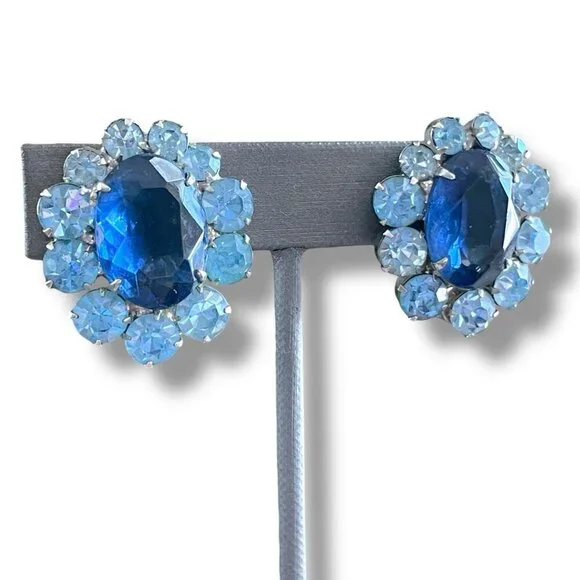 Vintage 1950s Blue Rhinestone Earrings Clip On Bridal Statement Costume Jewelry - Picture 11 of 15